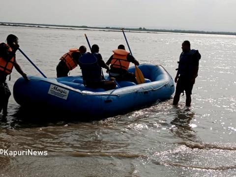 कोशी नदीको पुलबाट हाम्फालेका मकर जङ्गको उपचारको क्रममा मृत्यु