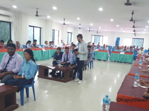 विद्यार्थीलाई प्रजातन्त्र र बिपी बुझाउन पालिका स्तरमा हाजिरी जवाफ