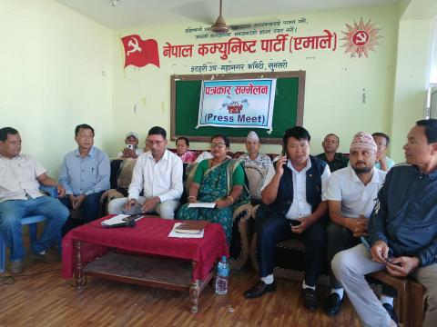 इटहरीका एमाले जनप्रतिनिधिले भने 