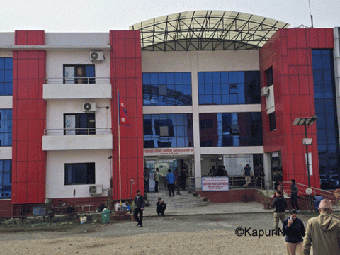 मालपोत र यातायात कार्यालय परिसरबाट पक्राउ परेका १७ जना बिचौलियाहरूको नामावली सार्वजनिक